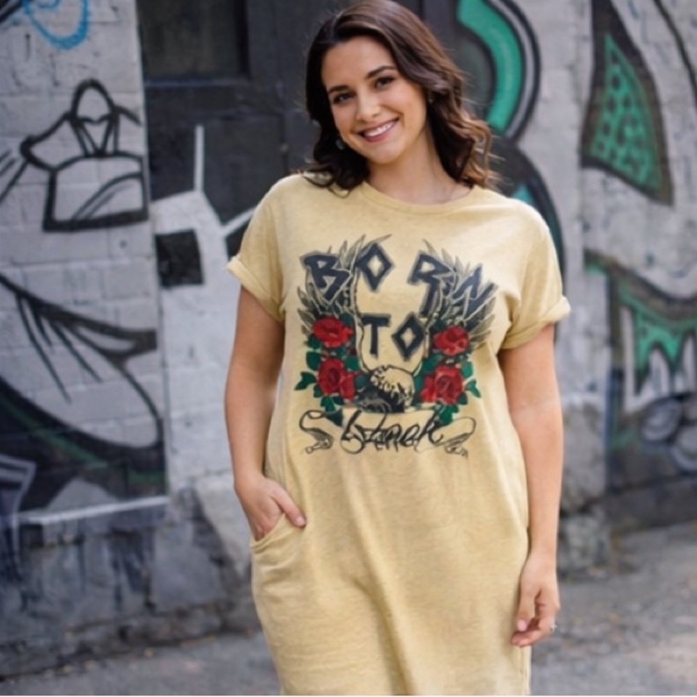 May Pink Women's M Brown Graphic T-Shirt‎ Long Dress Short Casual Spring